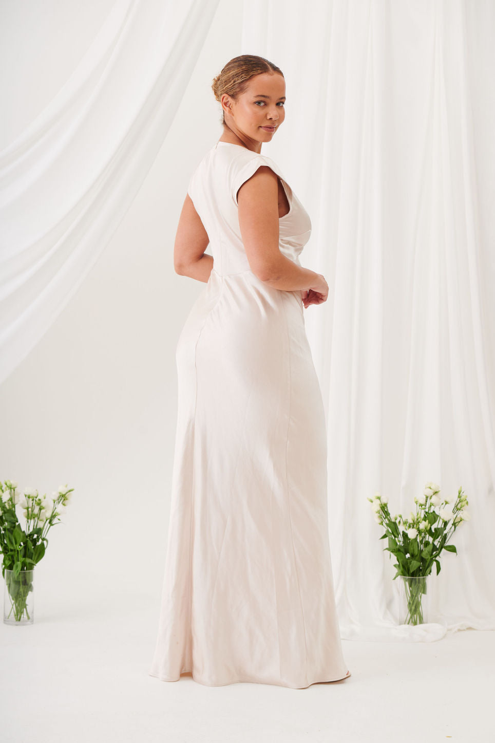 New Bianca Short Sleeve V Neck Maxi Dress -Champagne